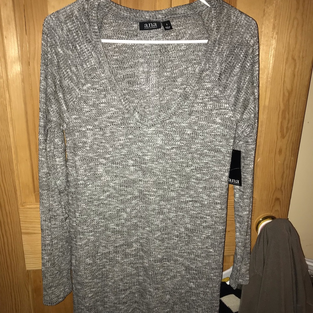 Flowy long sleeve